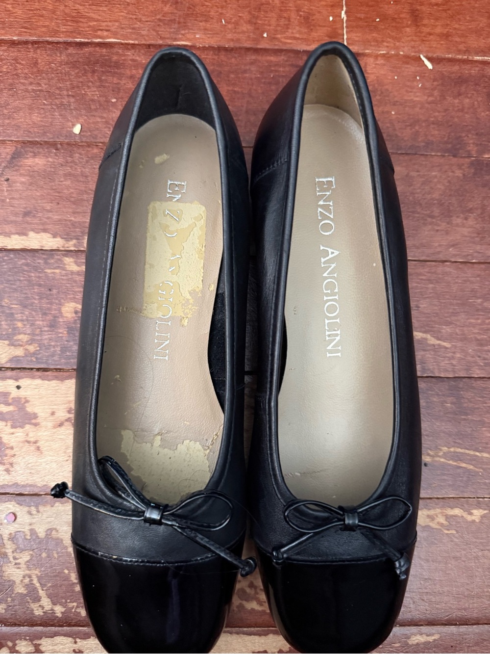 Enzo Angiolini Black Leather Ballet Flats with Patent Cap Toe